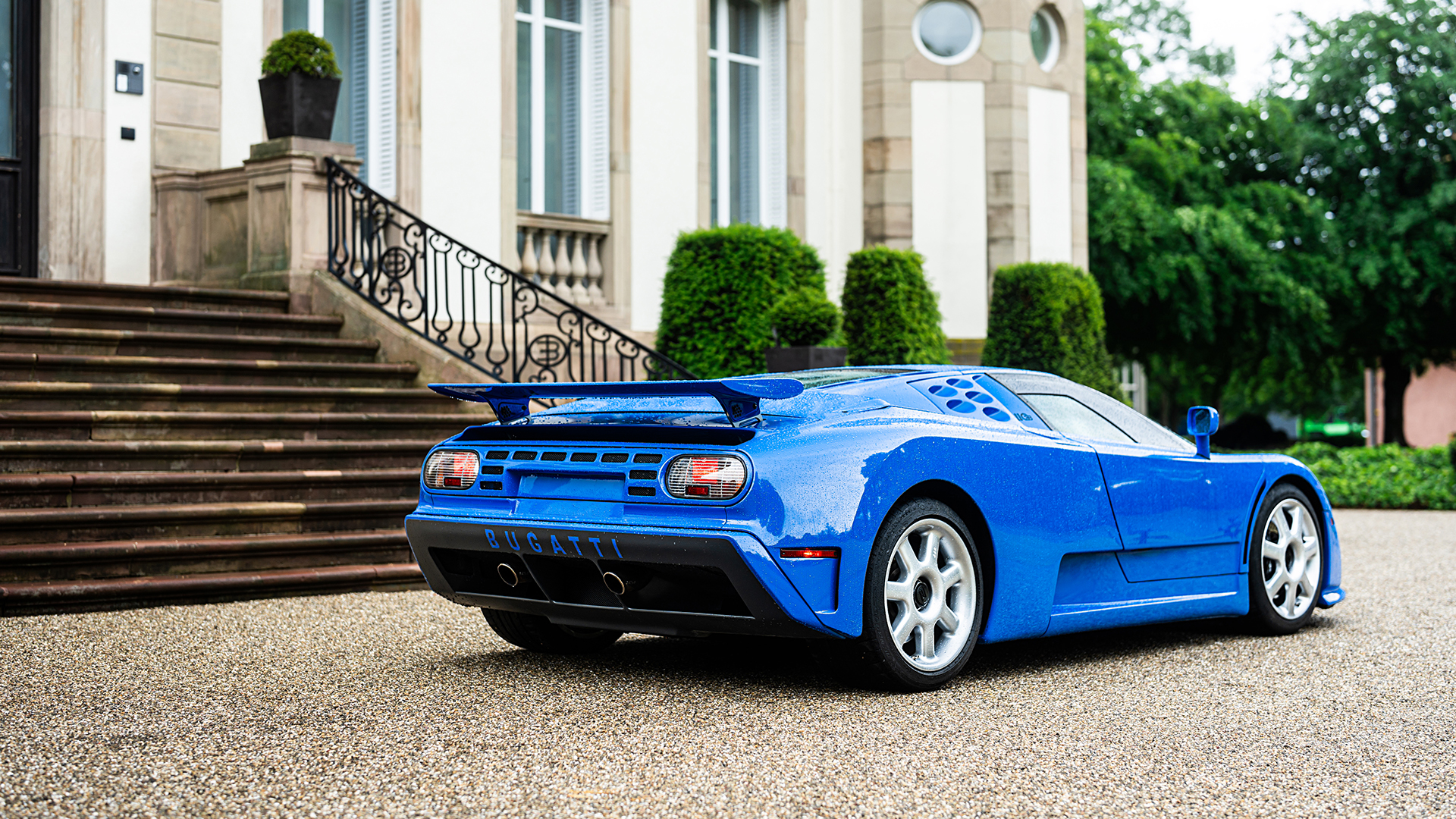 Bugatti EB110